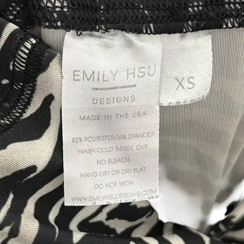 Emily Hsu Zebra Pocket Leggings Women’s XS High Waist Yoga Athleisure Gray
