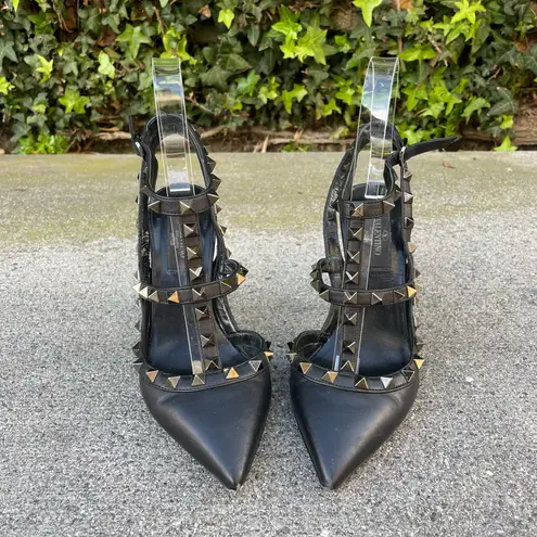 Valentino Garavani Valentino Rockstud Noir ankle strap pointy toe sandal size IT 35.5 US 5.5