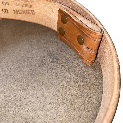 Genuine Leather Retro Indie Brown embossed design snap button attachment size 38