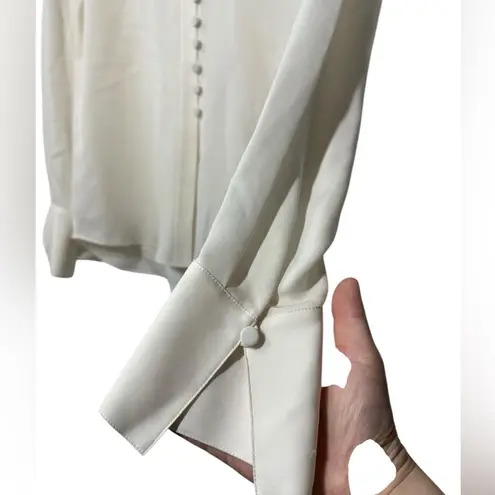 Lafayette 148  New York NWT silk button front  sample blouse