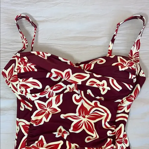 Emerald Red and White One Piece Swimwear Size Medium Red