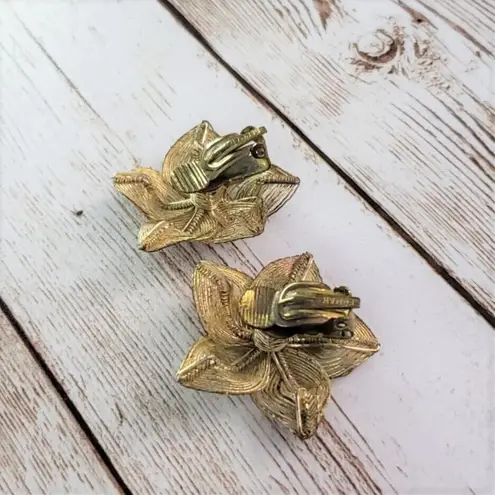 Vintage Clip On Earrings