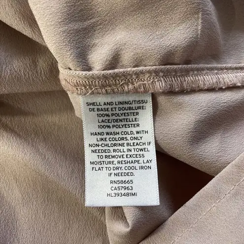 Chelsea 28 Dusty Pink Sleeveless Lace Blouse Womens Size M Back Buttoned Top