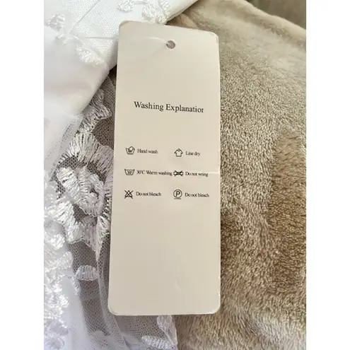 Wear Your Love Lace Wedding Dress – Size 12 / Large – With Train, New with Tags White