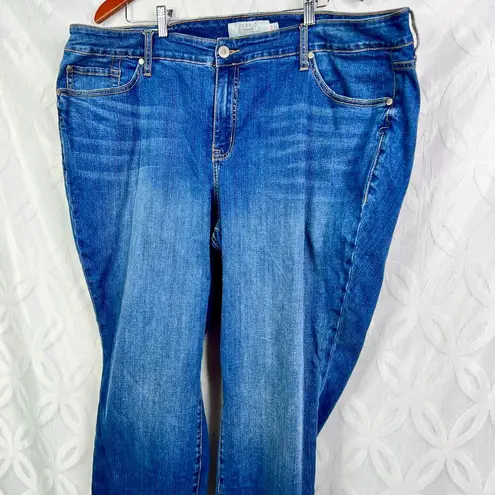 Torrid  Mid Rise New Skinny Jean Vintage Stretch Medium Wash Size 24