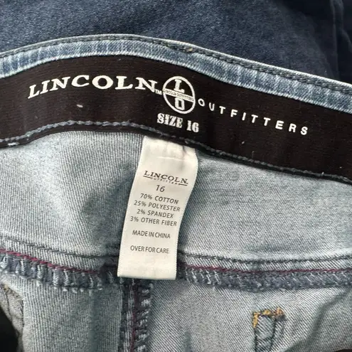 Lincoln Outfitters Distressed Patched Med Wash Jean Shorts Women's Plus Size 16