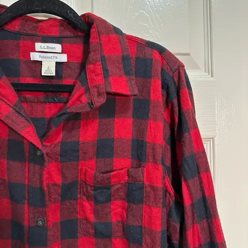 L.L.Bean Women’s  Long Sleeve Button Down Relaxed Shirt Red Black Plaid Sz Large