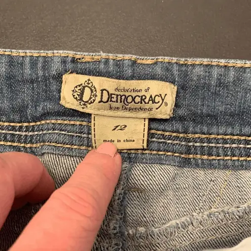 Democracy Women's Mid Rise Flap Pockets Bermuda Denim Shorts Dark Wash Size 12
