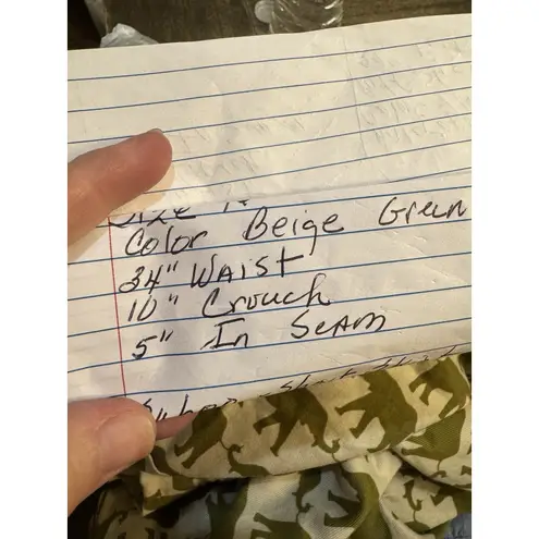 Cartonnier Womens Shorts Green Finchley Elephant Print Anthropologie Size 10