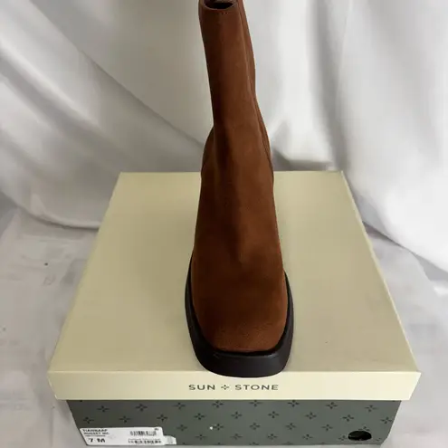 Sun + Stone Brown Heeled Boots with Chunky Heel Size 7