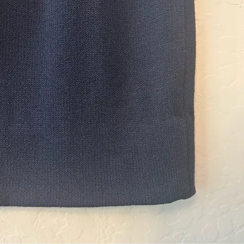 St. John Collection by Marie Gray navy skirt size 2