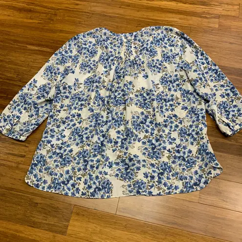 NYDJ Womens Blouse Size XL Cream Blue Floral V-Neck 3/4 Sleeve Button Front Top