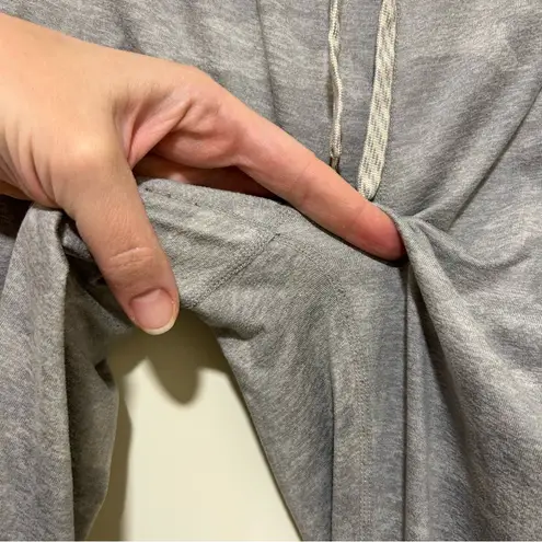 Vuori Womens Performance Camo Gray Joggers - Size Small