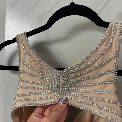 Anny Lee Cream Backless Dress