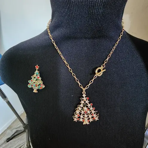 Christmas Tree Bundle Brooch Pin, Necklace, Keychain and Multi Earrings Red