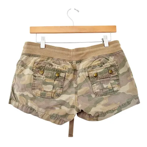 Old Navy Vintage Y2K  Camo Low Rise Shorts Sz S