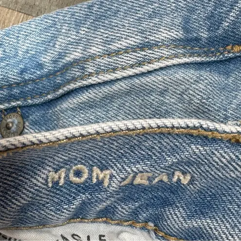 American Eagle  Mom Jeans High Rise Straight Leg Distressed Ripped Knee Blue 6