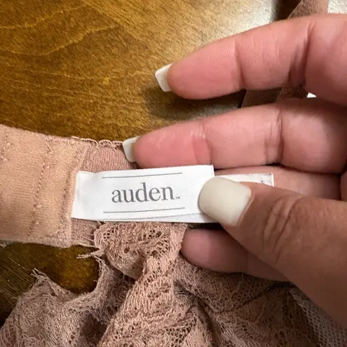 Auden Lace Underwire Bra in Soft Pink Size 38 B