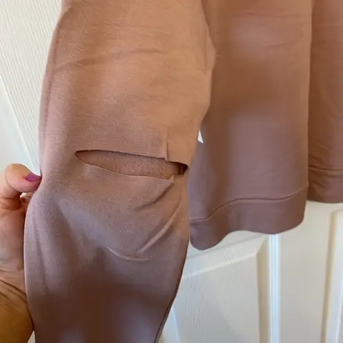 Beyond Yoga  elbow slash pullover