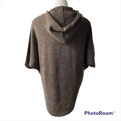 Zaria Cocoon Hooded Sweater. Size M