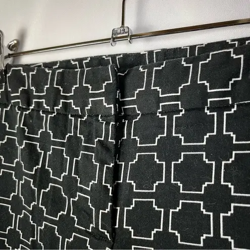 Amanda & Chelsea Black & White Geometric Square Printed Straight Leg Pants 8