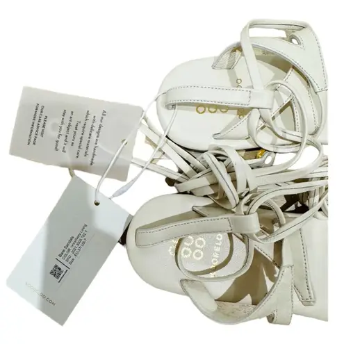 Kooreloo Bare Sandals in ivory NWT Size 7