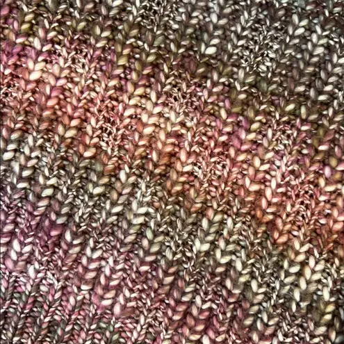 EXPRESS Women’s Mink Pink cropped crew neck Purple and olive Knit Sweater size small