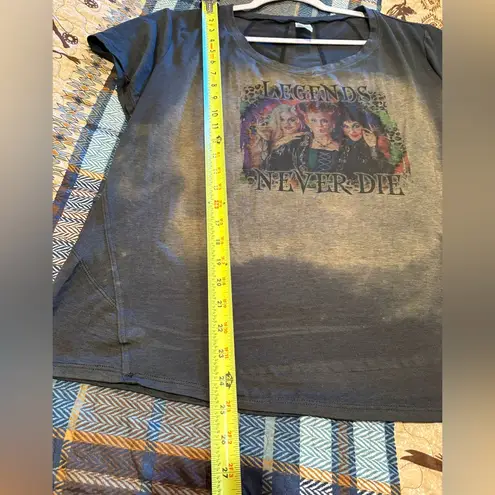 RBX Hocus Pocus “Legends Never Die” Graphic Tee women’s XL Black