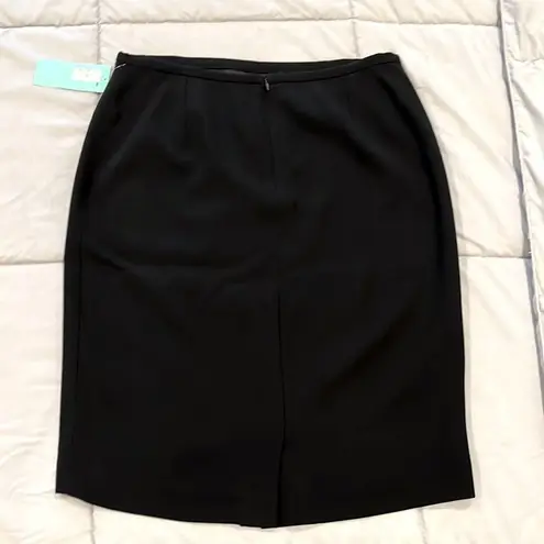 Armani Collezioni Italian Black Pencil Skirt Women’s Size 10 New with tags!