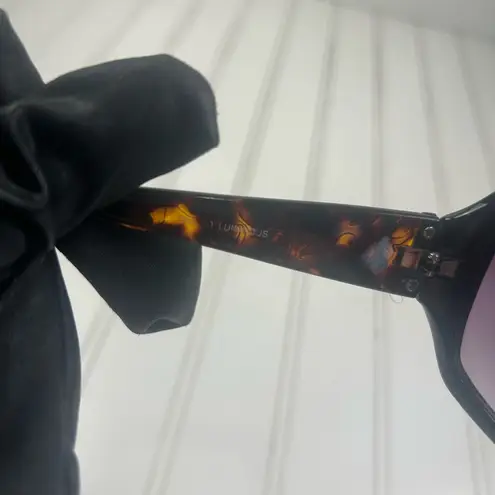 Black Oversized Square Sunglasses w Purple Gradient Lenses Women Fashion Shades