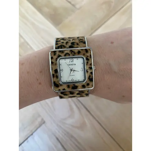 Rare Y2k Geneva Analog Cuff Band Cheetah Print Wristwatch, Batteries Needed Gold