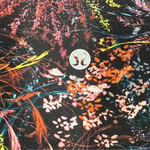 Lululemon  Blue Pink Flowerscent Wunder Under Crop Scallop Leggings‎