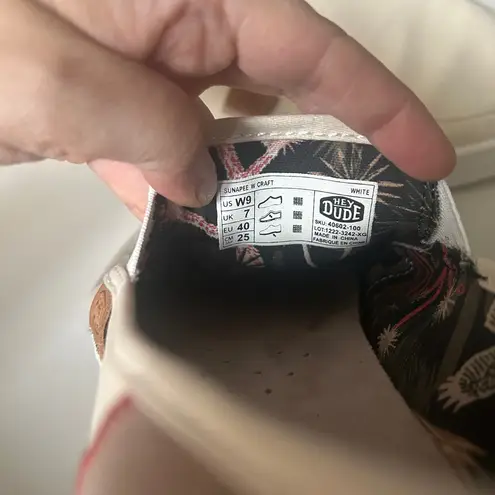 Hey Dude Women's Sunapee W Craft Linen Slip-On Shoes