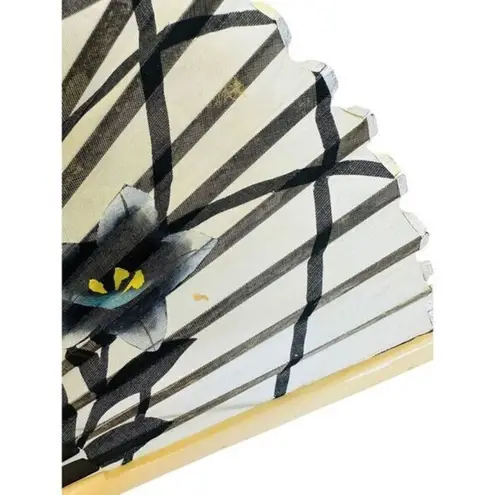 Vintage Folding Hand Fan Black Beautiful Hand Painted Flowers Delicate Fabric