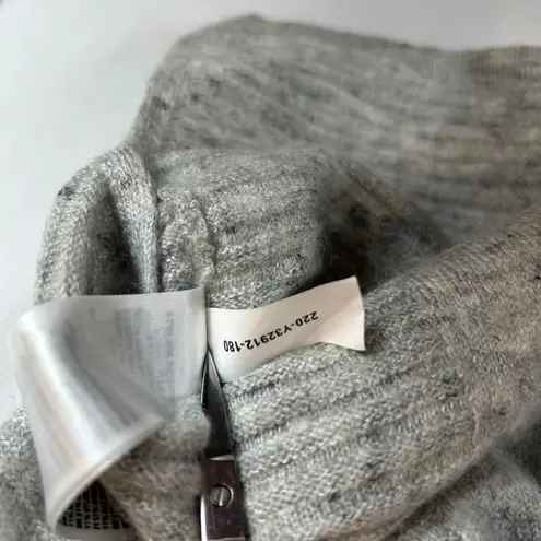 Royal Robbins V-Neck Gray Wool Blend Sweater Lightweight Womens Size L