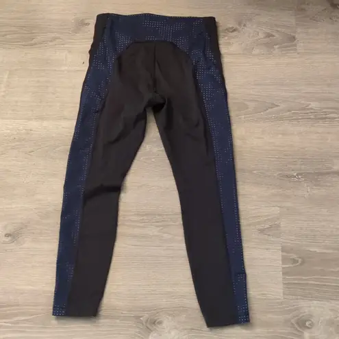 Athleta  Dress Blue  Ultimate Stash Pocket Colorblock 7/8 Tight Size Small