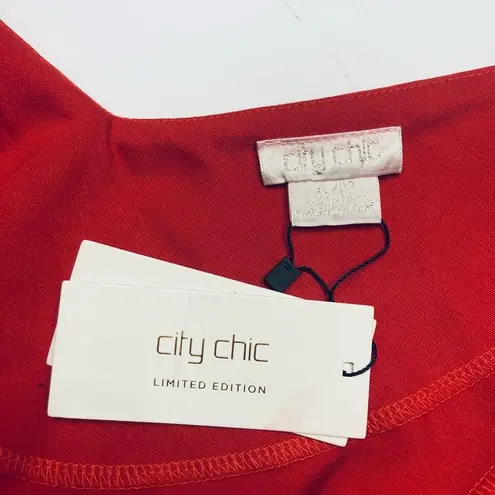 City Chic Top Miss Vintage Limited Edition Red V-Neck Cap Sleeve Size XL 22 NWT