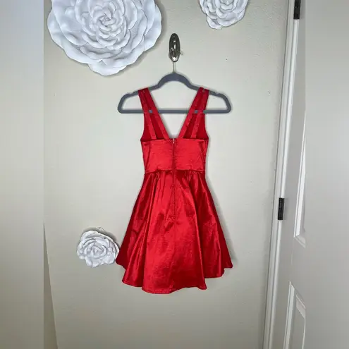B Darlin NTM: B. Darlin Fit & Flare Strappy Tulle Vibrant Red Mini Dress Junior Sz 0