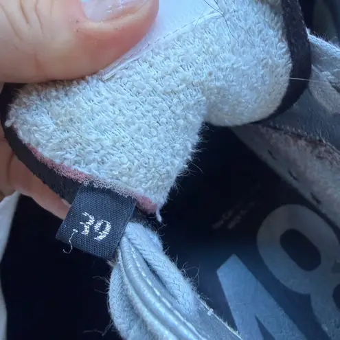 P448 Skate High Top Sneakers Silver & Green Faux Snakeskin Pattern Size 39 / 9