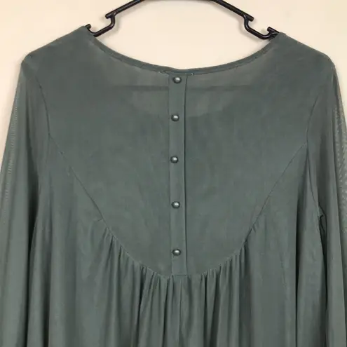 Ultra Pink Women’s Floral Embroidered Lace Mesh Flare Sleeve Button Back Blouse