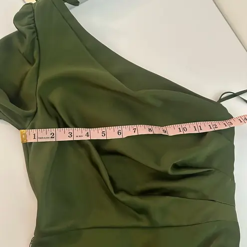 BCBGMAXAZRIA  Green One Shoulder Bodycon Mini Dress Size 2