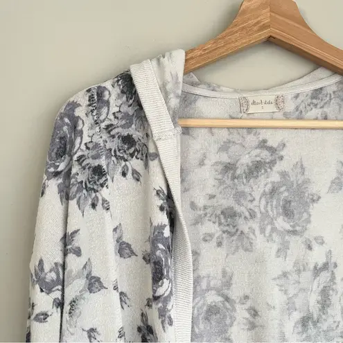Altar'd State Altar’d State Blue White Floral Hooded Cardigan Size Small