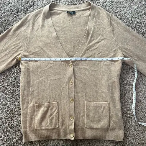 Babaton Aritzia tan beige cashmere button up cardigan sweater sz medium