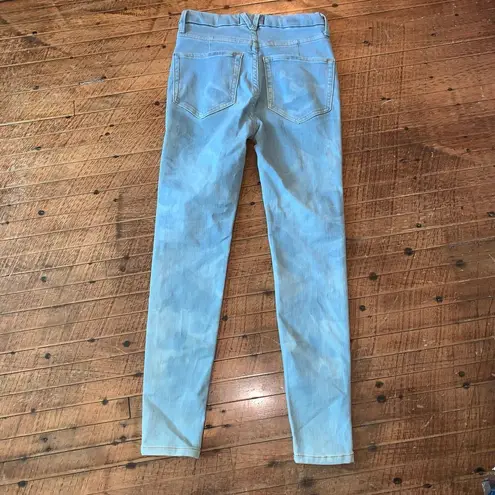 We The Free Free People  acid wash dipped size 27 high rise mom jeans