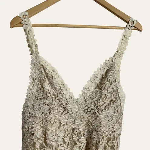 Masala Beige Floral Lace Plunge V