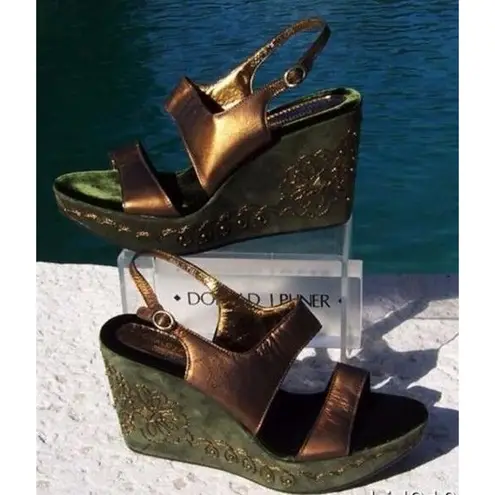 Donald Pliner Metallic Leather Shoe Platform Wedge Suede Embroidery $275 NIB Gold Size 10