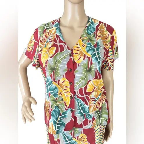 Beautiful Colorful Hilo Hattie The Original Hawaian Shirt & Long Pareo Size M Size M