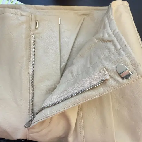 Avec Les Filles Barrel Pleated Faux Leather Pants Womens 2 Ivory Vegan Chic NWOT