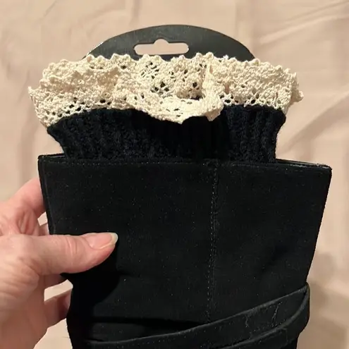 NWT boot cuffs leg warmers black with ecru lace trim