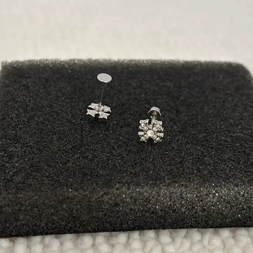 Small CZ Cross Stud Earrings for Men Women Screw Back Design Unisex Earrings Hip Hop Punk Streetwear Gold